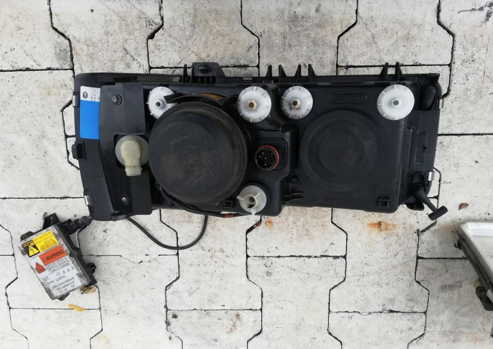 XENONY KOMPLET DAF XF 105 ORYGINAŁ - Hauptscheinwerfer für LKW: das Bild 5 XENONY KOMPLET DAF XF 105 ORYGINAŁ - Hauptscheinwerfer für LKW: das Bild 5