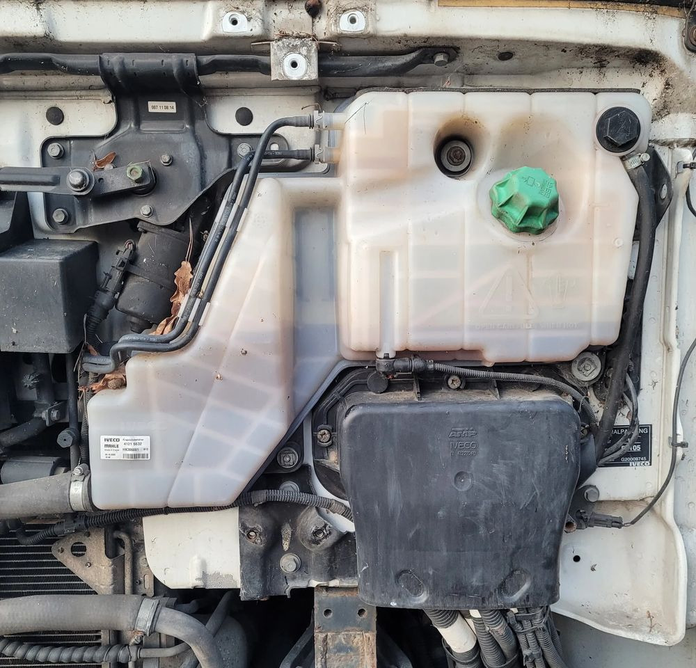 ZBIORNICZEK PŁYNU IVECO 41215632 ORYGINAŁ CHWALIM116 - Ausgleichsbehälter für LKW: das Bild 1 ZBIORNICZEK PŁYNU IVECO 41215632 ORYGINAŁ CHWALIM116 - Ausgleichsbehälter für LKW: das Bild 1