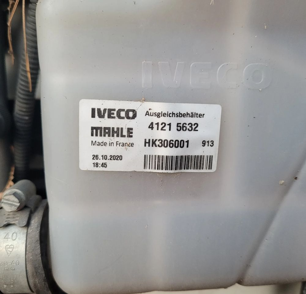 ZBIORNICZEK PŁYNU IVECO 41215632 ORYGINAŁ CHWALIM116 - Kühlsystem für LKW: das Bild 2 ZBIORNICZEK PŁYNU IVECO 41215632 ORYGINAŁ CHWALIM116 - Kühlsystem für LKW: das Bild 2