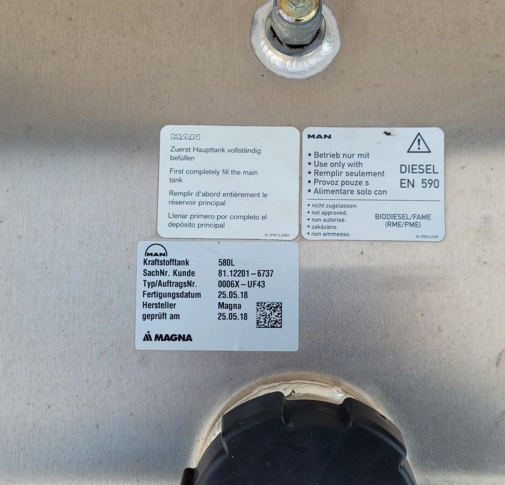 Kraftstoffaufbereitung/ Kraftstoffförderung für LKW ZBIORNIK PALIWA MAN TGX 580L 81.12201-6737: das Bild 6