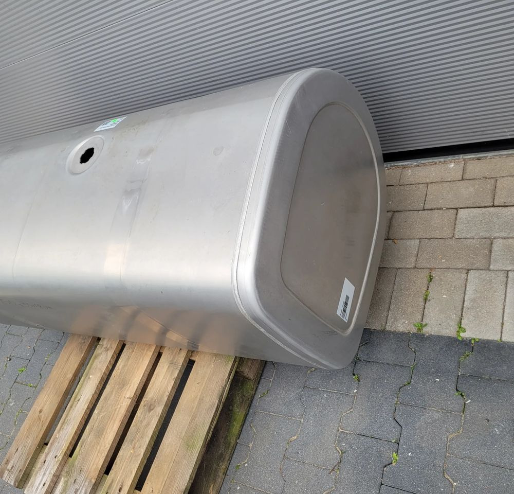 ZBIORNIK PALIWA VOLVO FH4 FH5 GAMA 150X55X68 CM 475L 22038784 CHWALIM116 - Kraftstoffaufbereitung/ Kraftstoffförderung für LKW: das Bild 3 ZBIORNIK PALIWA VOLVO FH4 FH5 GAMA 150X55X68 CM 475L 22038784 CHWALIM116 - Kraftstoffaufbereitung/ Kraftstoffförderung für LKW: das Bild 3
