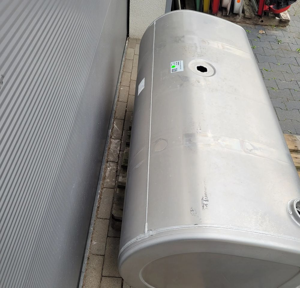 ZBIORNIK PALIWA VOLVO FH4 FH5 GAMA 150X55X68 CM 475L 22038784 CHWALIM116 - Kraftstoffaufbereitung/ Kraftstoffförderung für LKW: das Bild 5 ZBIORNIK PALIWA VOLVO FH4 FH5 GAMA 150X55X68 CM 475L 22038784 CHWALIM116 - Kraftstoffaufbereitung/ Kraftstoffförderung für LKW: das Bild 5