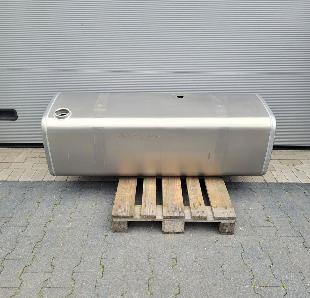 ZBIORNIK PALIWA VOLVO FH4 FH5 GAMA 160x55x68cm 505L 21516480 CHWALIM116 - Kraftstoffaufbereitung/ Kraftstoffförderung für LKW: das Bild 1 ZBIORNIK PALIWA VOLVO FH4 FH5 GAMA 160x55x68cm 505L 21516480 CHWALIM116 - Kraftstoffaufbereitung/ Kraftstoffförderung für LKW: das Bild 1