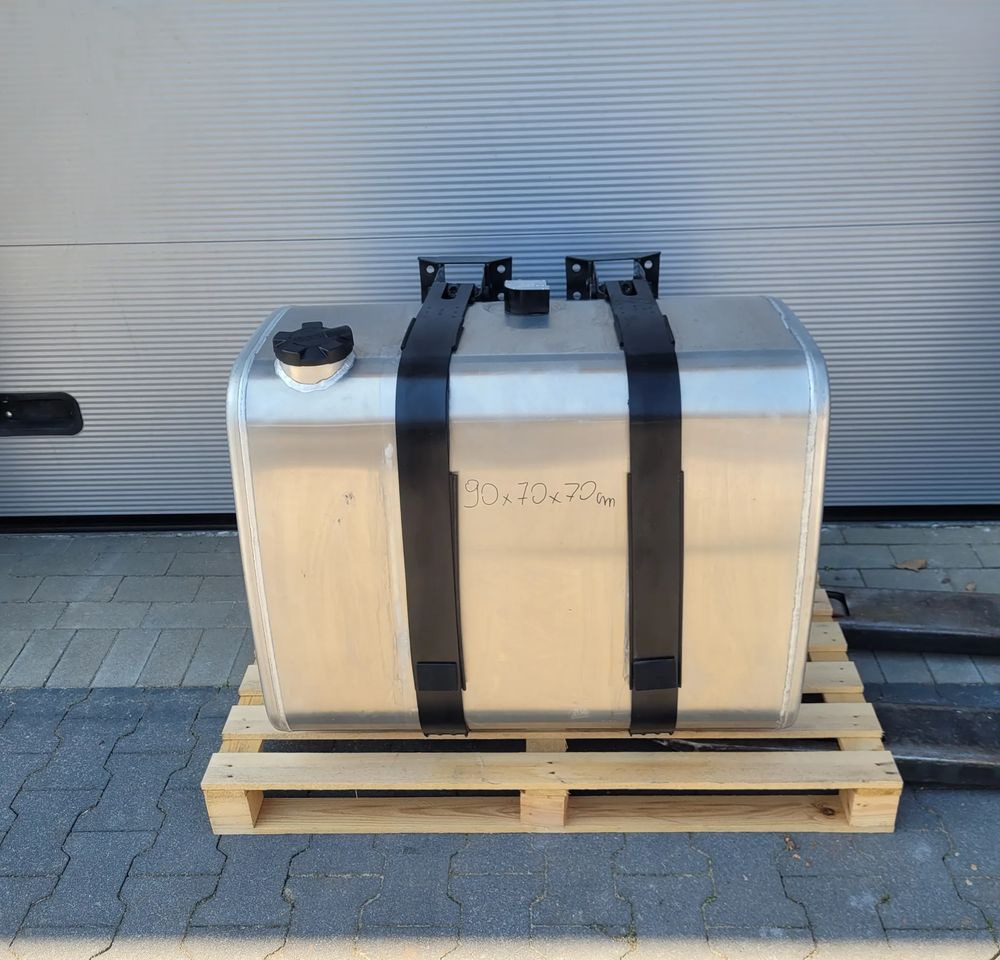 ZBIORNIK PALIWA VOLVO FH4 FH5 RENAULT 90X70X70 CM 365L 21516446 CHWALIM116 - Kraftstoffaufbereitung/ Kraftstoffförderung für LKW: das Bild 1 ZBIORNIK PALIWA VOLVO FH4 FH5 RENAULT 90X70X70 CM 365L 21516446 CHWALIM116 - Kraftstoffaufbereitung/ Kraftstoffförderung für LKW: das Bild 1