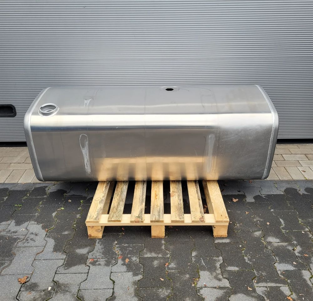 ZBIORNIK PALIWA VOLVO RENAULT 22038784 475L 150X55X68CM CHWALIM116 - Kraftstoffaufbereitung/ Kraftstoffförderung für LKW: das Bild 1 ZBIORNIK PALIWA VOLVO RENAULT 22038784 475L 150X55X68CM CHWALIM116 - Kraftstoffaufbereitung/ Kraftstoffförderung für LKW: das Bild 1