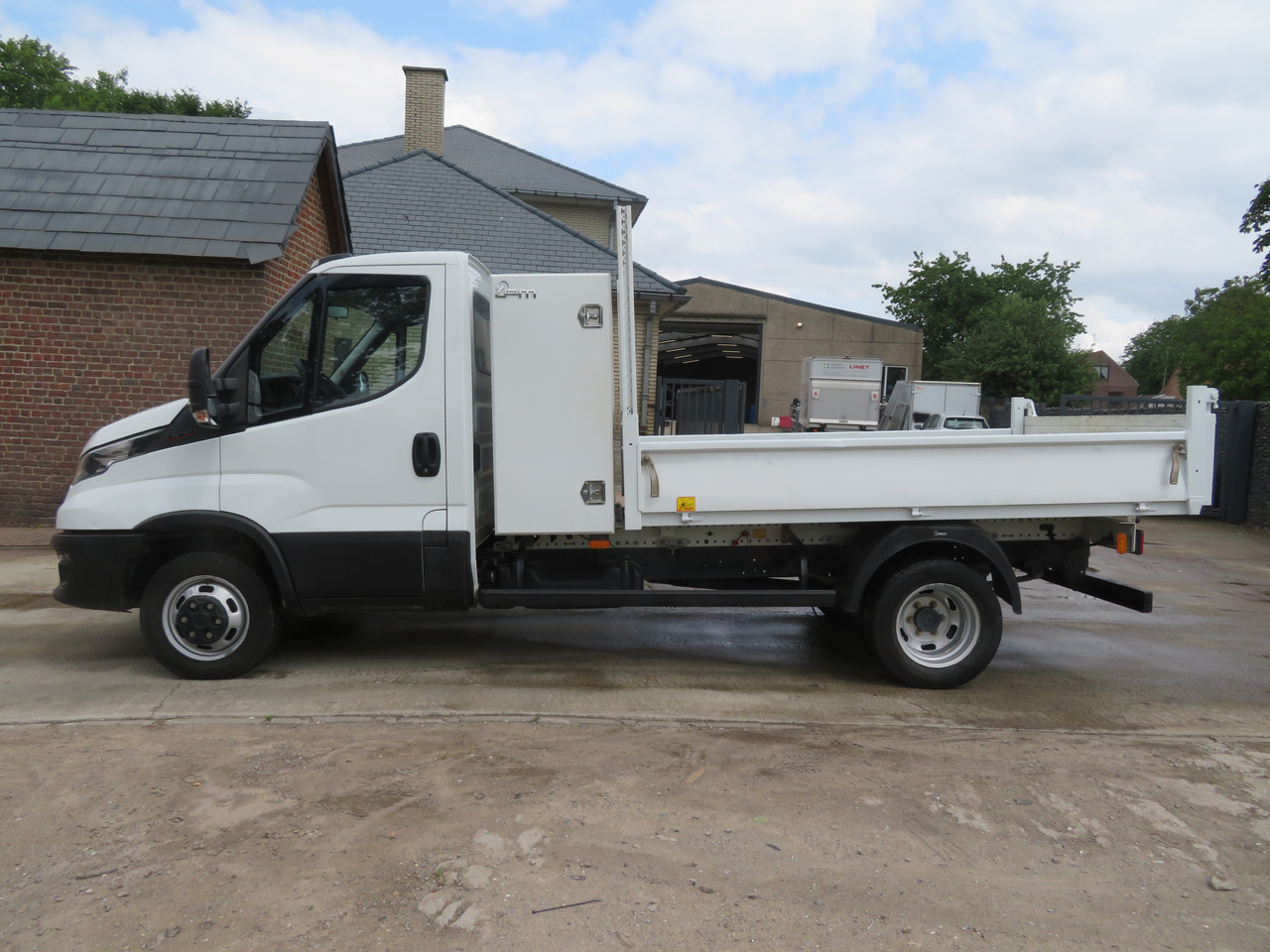 IVECO Daily 35C16 - 3.0 - Kipper Transporter: das Bild 4 IVECO Daily 35C16 - 3.0 - Kipper Transporter: das Bild 4