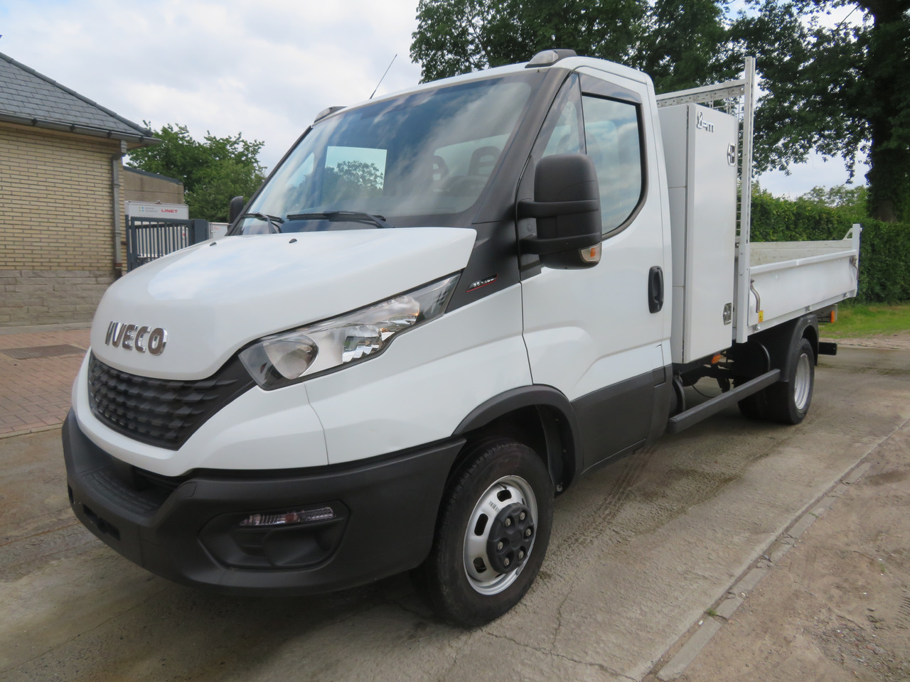 IVECO Daily 35C16 - 3.0 - Kipper Transporter: das Bild 3 IVECO Daily 35C16 - 3.0 - Kipper Transporter: das Bild 3