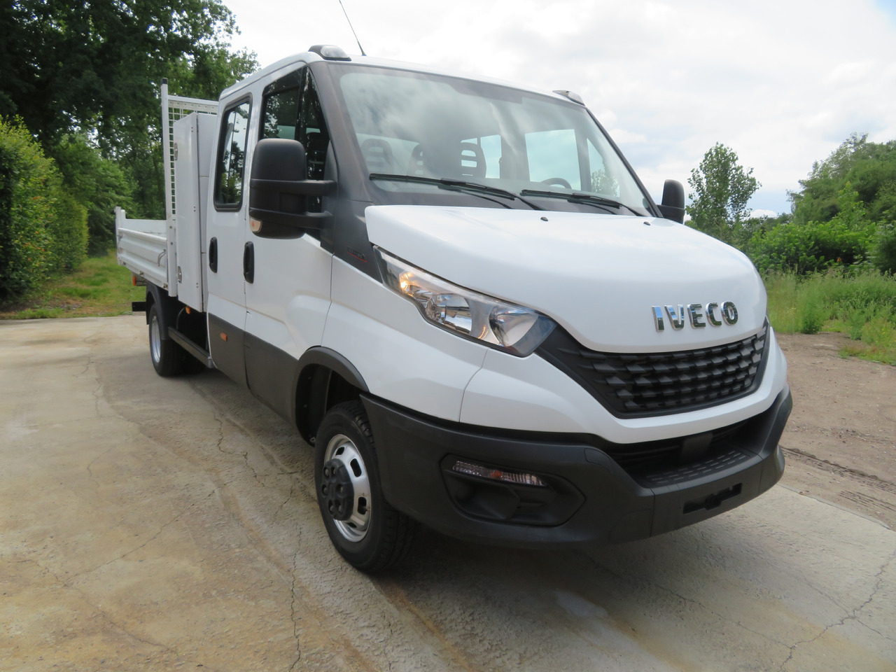 IVECO Daily 35C16 3.0 Dubbel cabine - Kipper Transporter, Transporter mit Doppelkabine: das Bild 1 IVECO Daily 35C16 3.0 Dubbel cabine - Kipper Transporter, Transporter mit Doppelkabine: das Bild 1