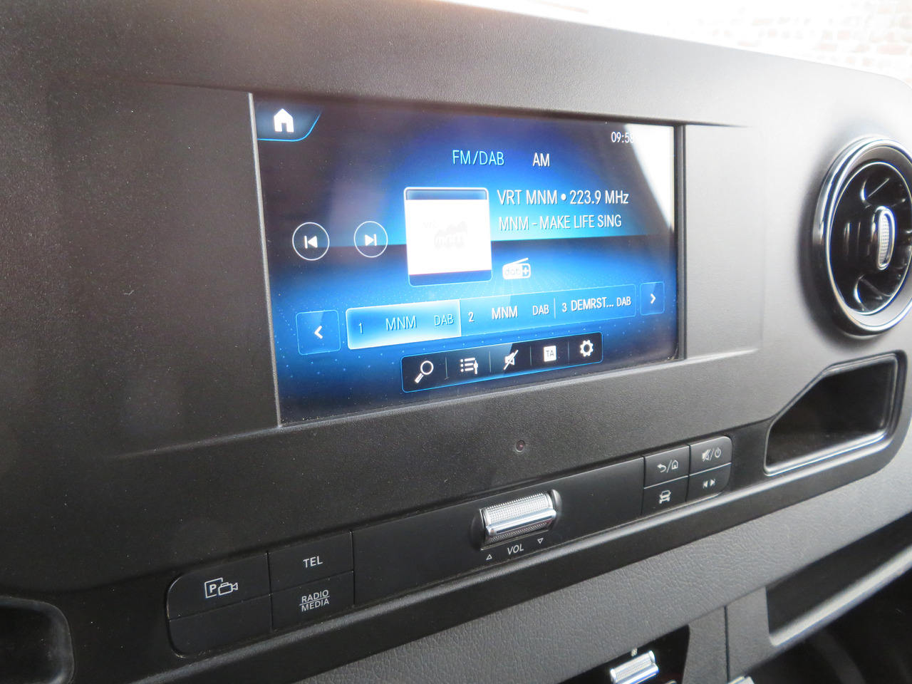 Kleintransporter Mercedes-Benz Sprinter 311CDi: das Bild 13 Kleintransporter Mercedes-Benz Sprinter 311CDi: das Bild 13