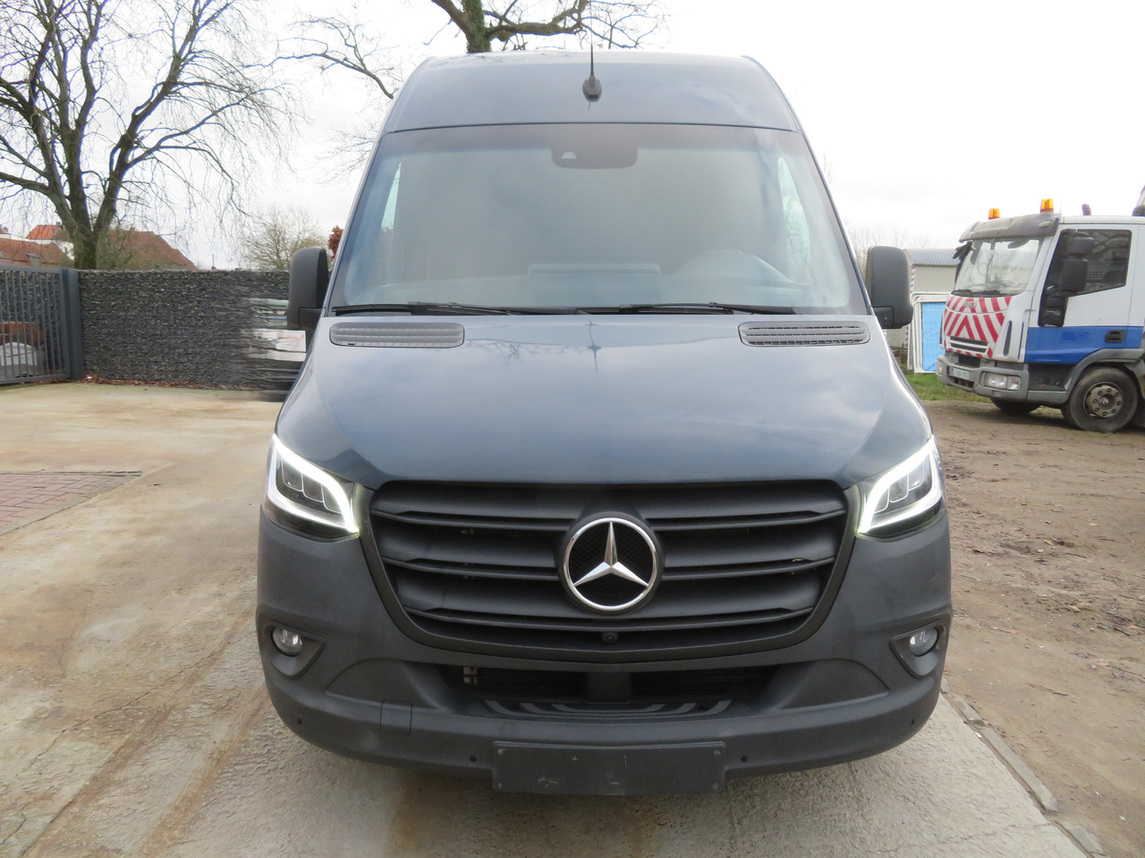 Mercedes-Benz Sprinter 317cdi - 9GTronic - A2H2 - Kastenwagen: das Bild 2 Mercedes-Benz Sprinter 317cdi - 9GTronic - A2H2 - Kastenwagen: das Bild 2