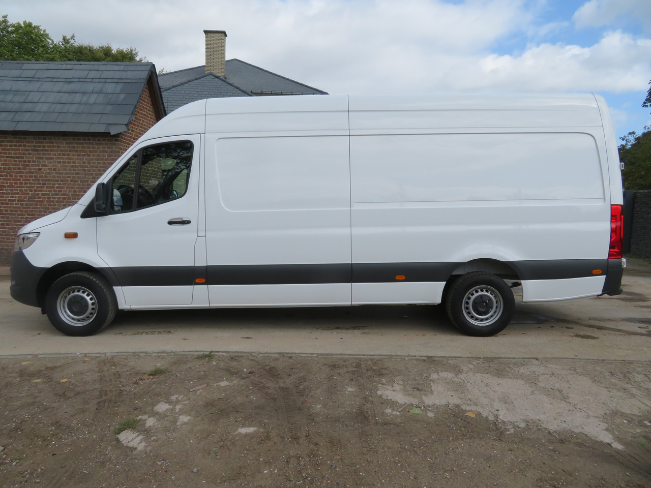 Mercedes-Benz Sprinter 317cdi - A3H2 - Kastenwagen: das Bild 4 Mercedes-Benz Sprinter 317cdi - A3H2 - Kastenwagen: das Bild 4