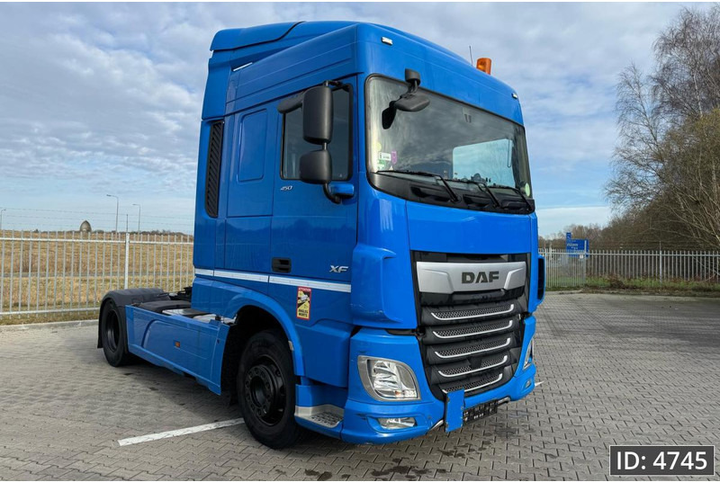 DAF XF 450 SC, Euro 6, / Fridge - Sattelzugmaschine: das Bild 4 DAF XF 450 SC, Euro 6, / Fridge - Sattelzugmaschine: das Bild 4