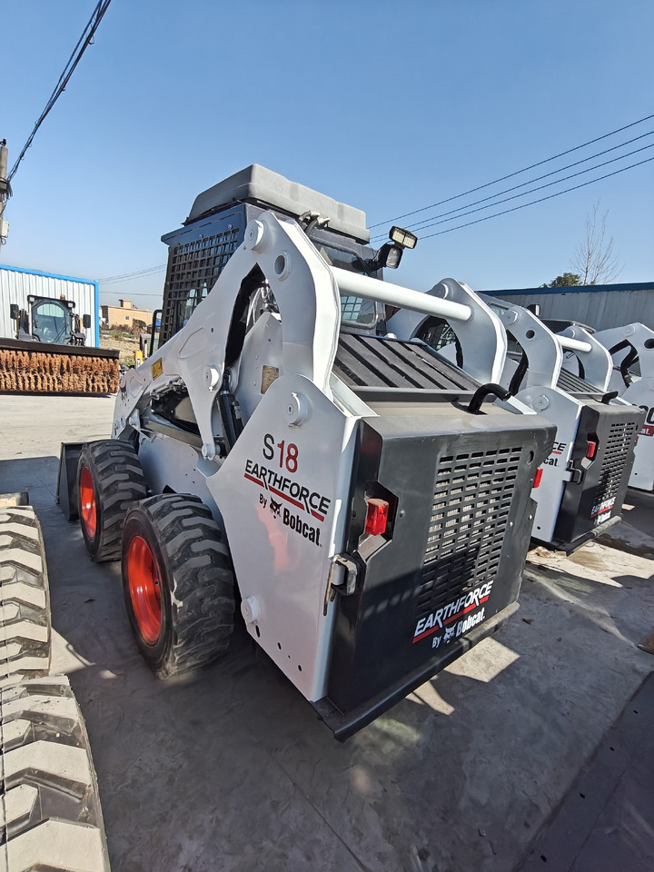 BOBCAT S18 Skid Steer Loader Click for Disconunt - Kompaktlader: das Bild 4 BOBCAT S18 Skid Steer Loader Click for Disconunt - Kompaktlader: das Bild 4