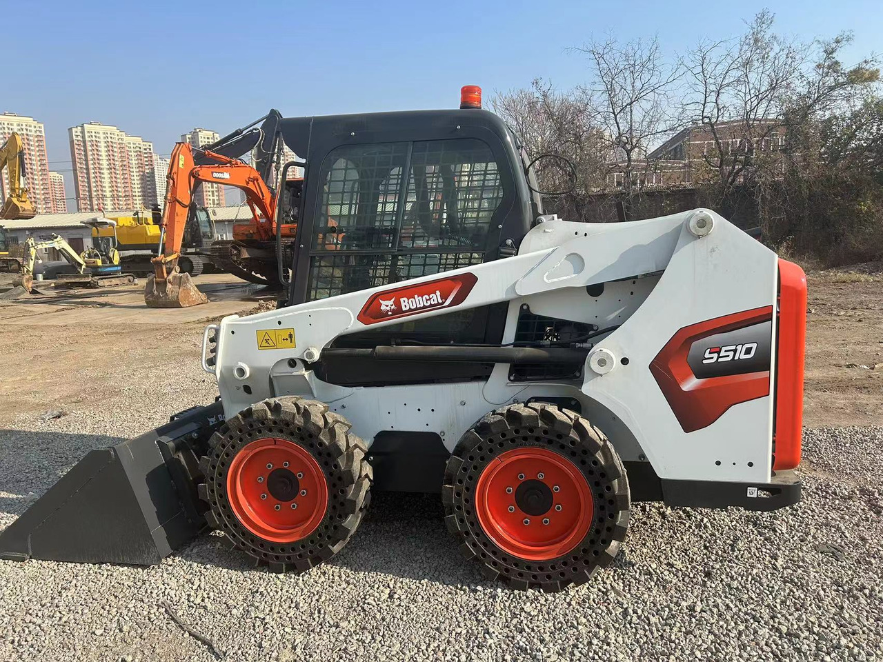 BOBCAT Skid Steer Loader S510 - Baumaschine: das Bild 2 BOBCAT Skid Steer Loader S510 - Baumaschine: das Bild 2