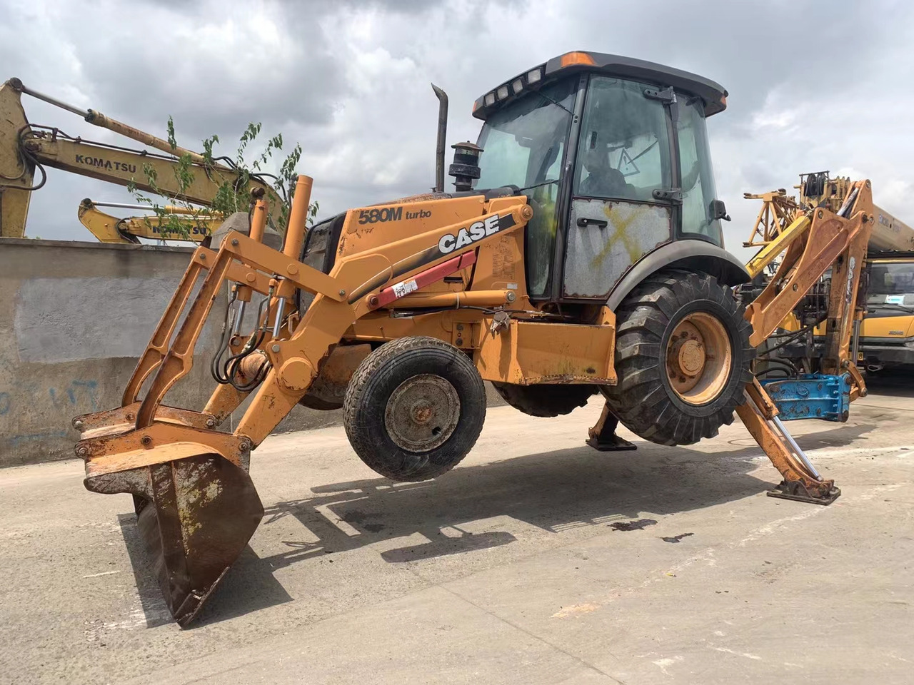 CASE 580M - Baggerlader: das Bild 1 CASE 580M - Baggerlader: das Bild 1