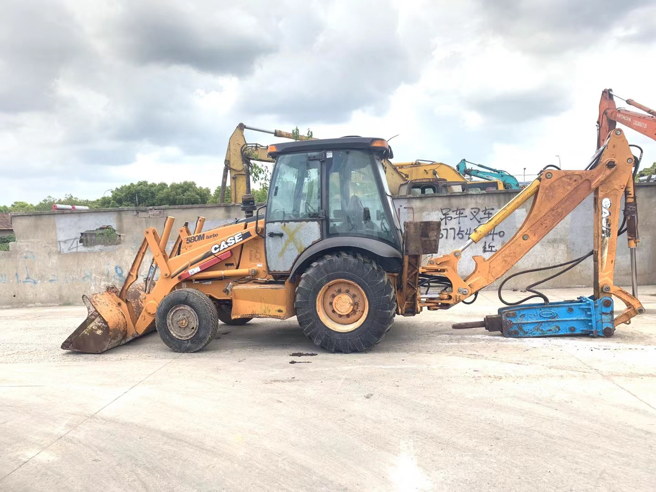 CASE 580M - Baggerlader: das Bild 3 CASE 580M - Baggerlader: das Bild 3
