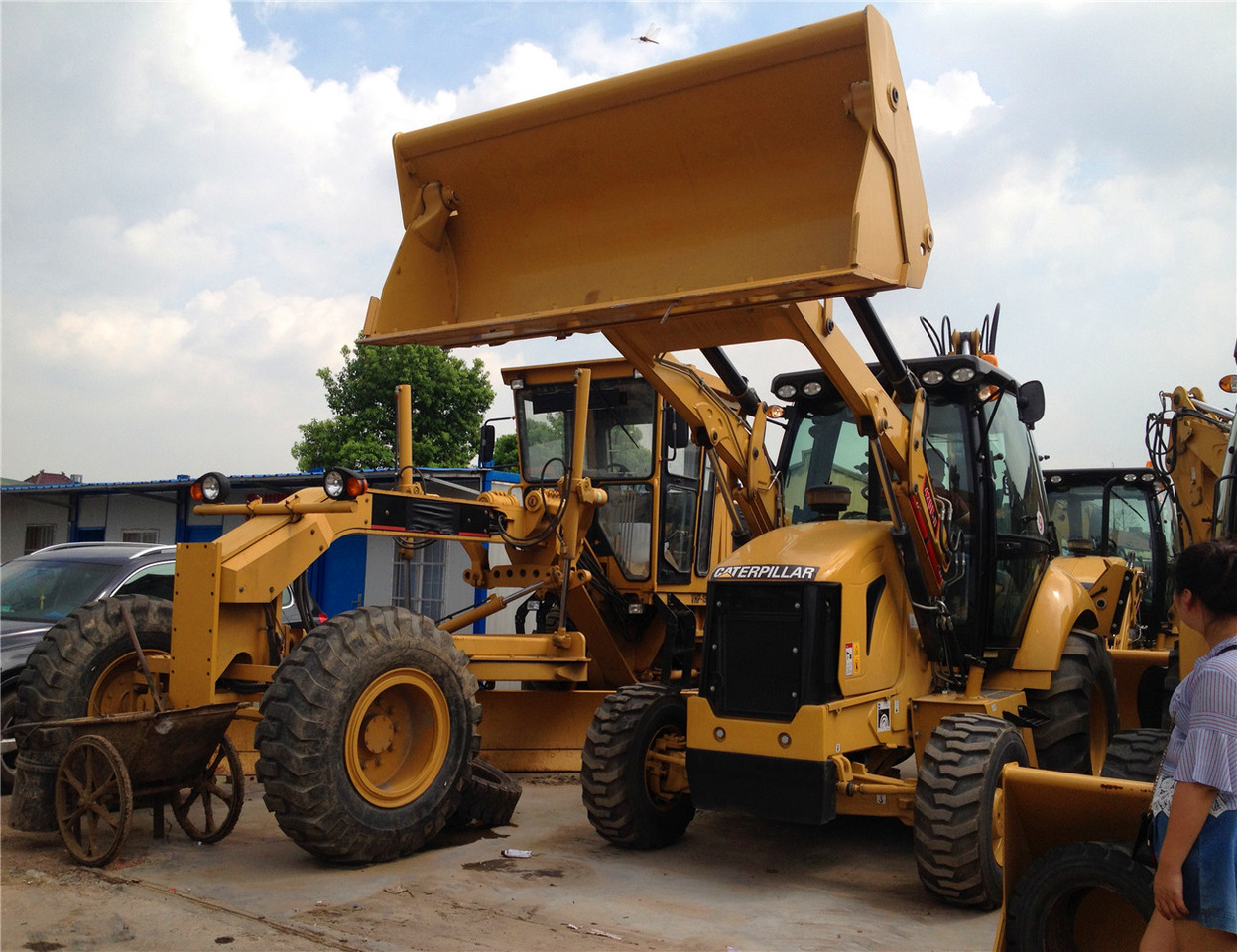 CAT 420F Backhoe Loader - Baggerlader: das Bild 2 CAT 420F Backhoe Loader - Baggerlader: das Bild 2