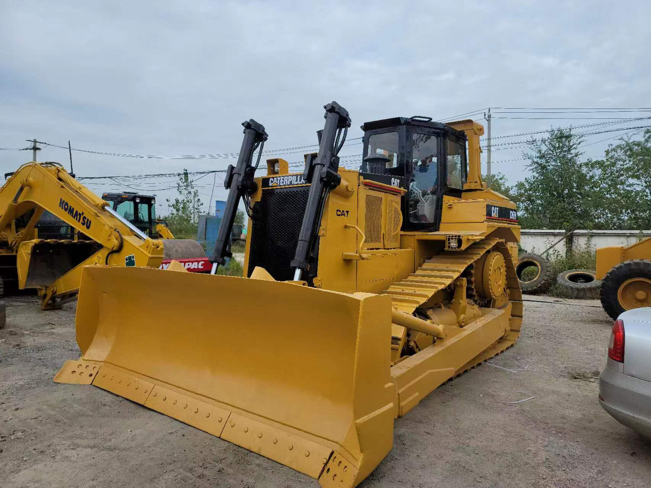 CATERPILLAR D6H - Bulldozer: das Bild 1 CATERPILLAR D6H - Bulldozer: das Bild 1