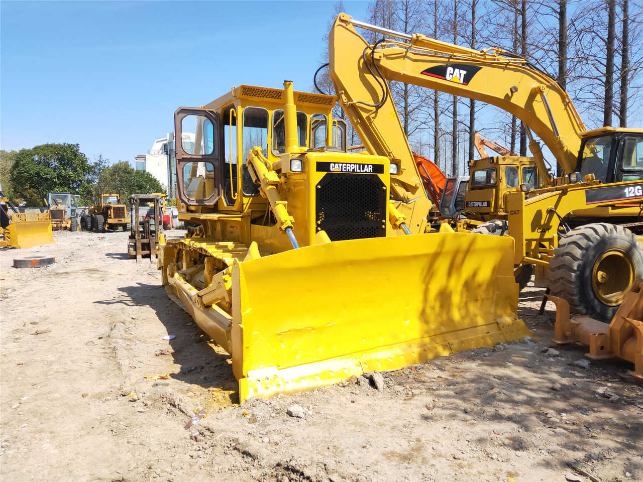 CATERPILLAR D8K - Bulldozer: das Bild 2 CATERPILLAR D8K - Bulldozer: das Bild 2