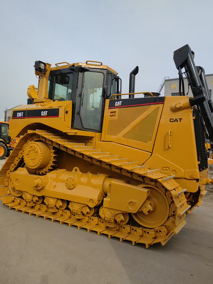 CATERPILLAR D8T - Bulldozer: das Bild 4 CATERPILLAR D8T - Bulldozer: das Bild 4