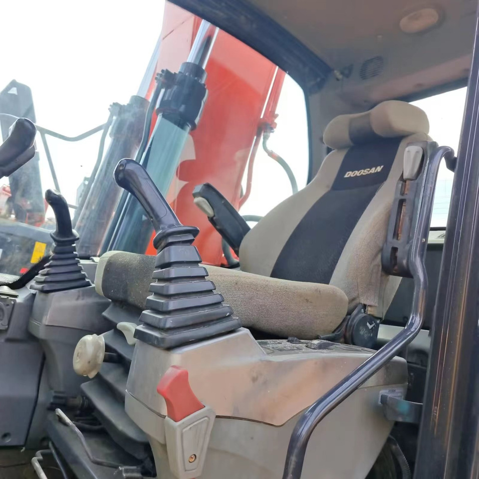 Doosan DX 140 Excavator Click for Discount - Bagger: das Bild 2 Doosan DX 140 Excavator Click for Discount - Bagger: das Bild 2