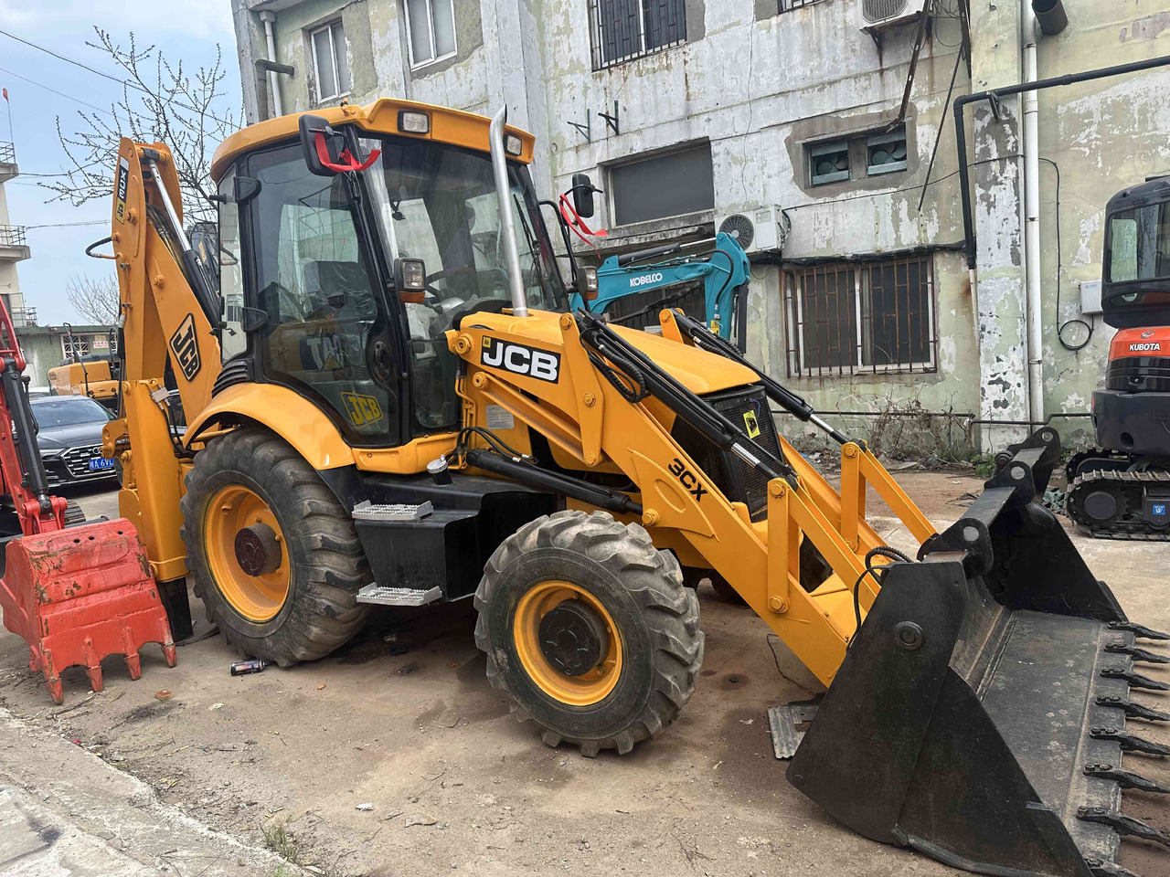 JCB Backhoe Loader - Baggerlader: das Bild 2 JCB Backhoe Loader - Baggerlader: das Bild 2