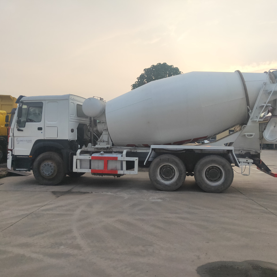SINOTRUK HOWO - Betonmischer: das Bild 1 SINOTRUK HOWO - Betonmischer: das Bild 1