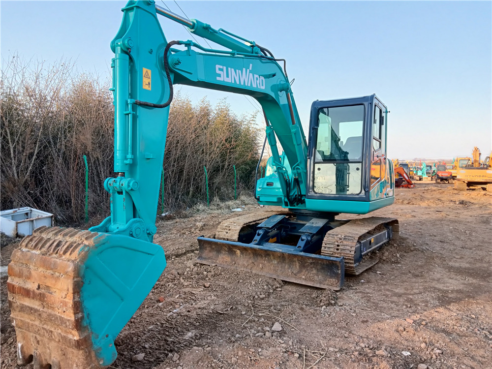 SUNWARD SWE90E - Kettenbagger: das Bild 3 SUNWARD SWE90E - Kettenbagger: das Bild 3