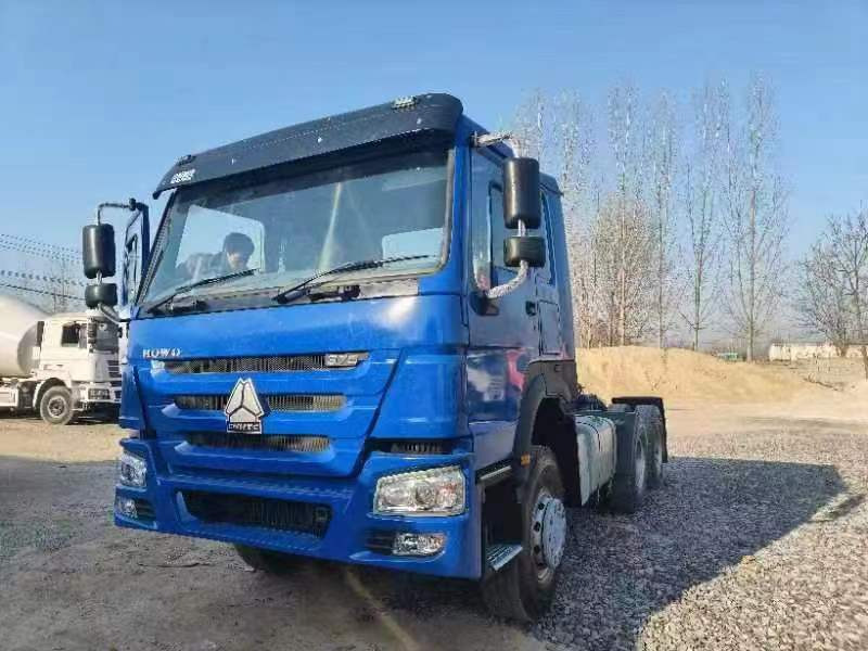SINOTRUK HOWO 375 CLICK HERE FOR DISCOUNT - Sattelzugmaschine: das Bild 1 SINOTRUK HOWO 375 CLICK HERE FOR DISCOUNT - Sattelzugmaschine: das Bild 1