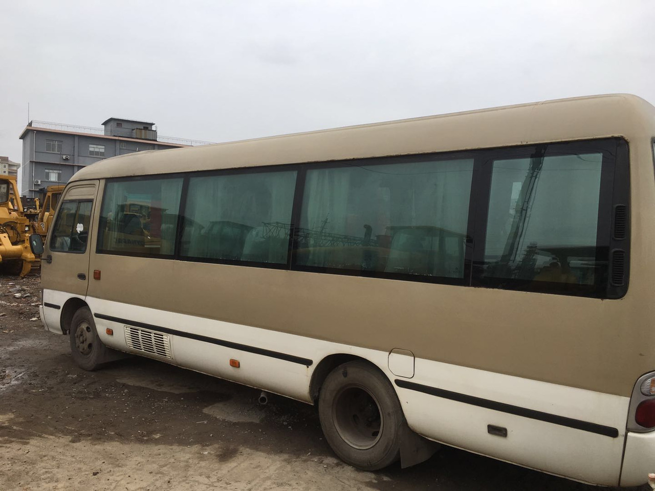 TOYOTA Coaster - Linienbus: das Bild 3 TOYOTA Coaster - Linienbus: das Bild 3
