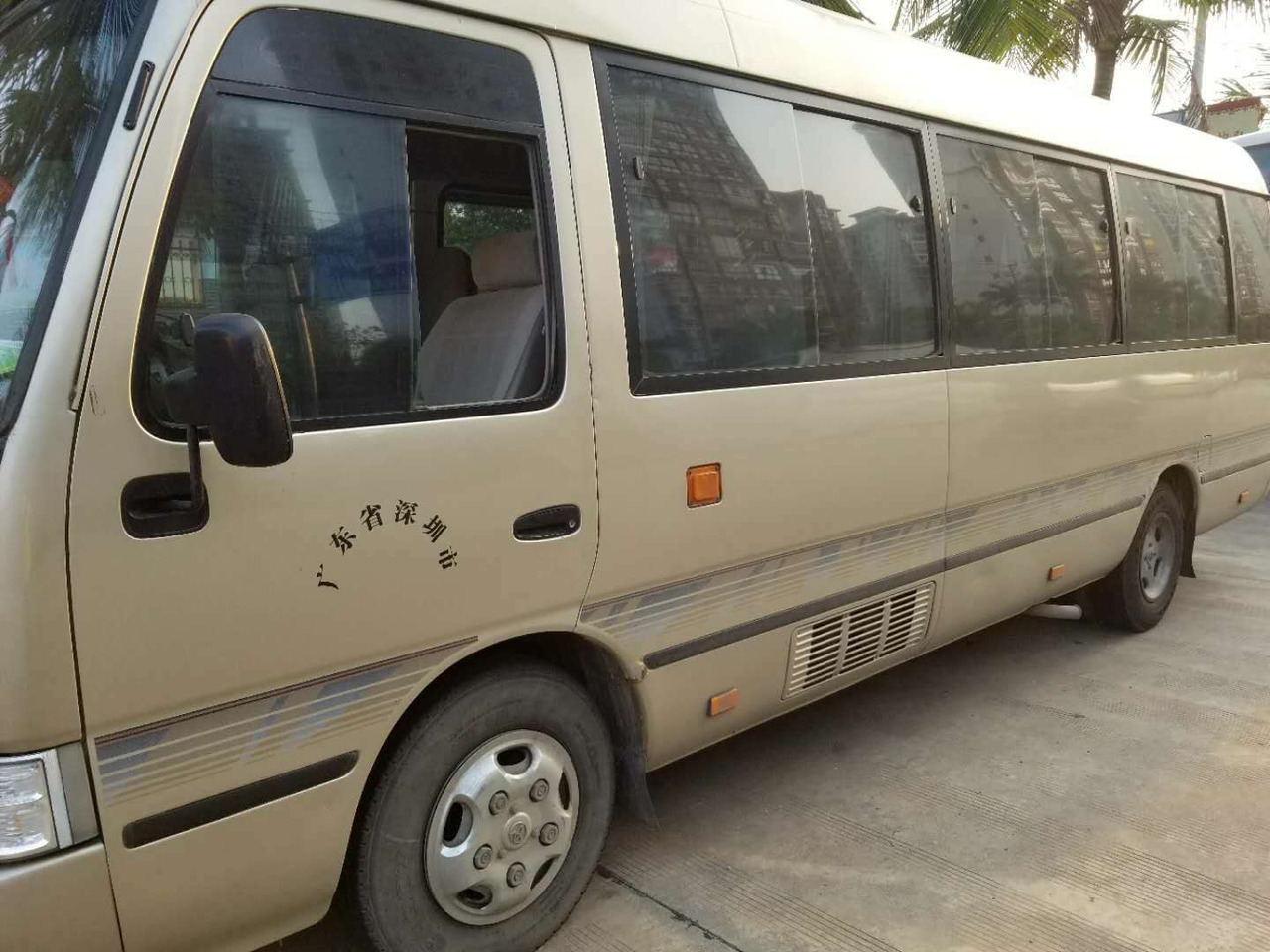TOYOTA Coaster - Linienbus: das Bild 2 TOYOTA Coaster - Linienbus: das Bild 2