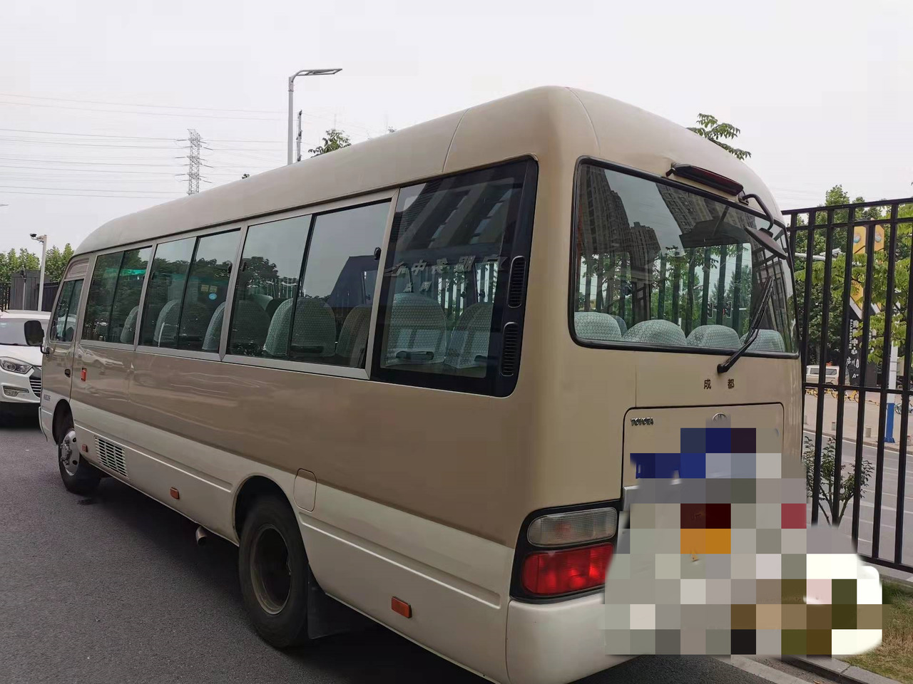 TOYOTA Coaster - Linienbus: das Bild 2 TOYOTA Coaster - Linienbus: das Bild 2