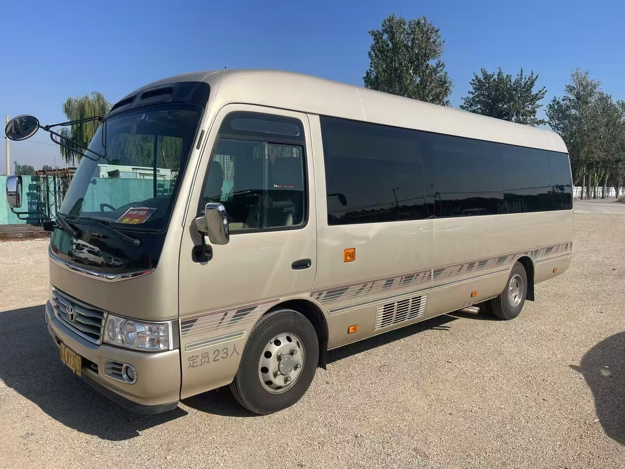 TOYOTA Mini Bus 23 Seats Click Here for Discount - Reisebus: das Bild 2 TOYOTA Mini Bus 23 Seats Click Here for Discount - Reisebus: das Bild 2