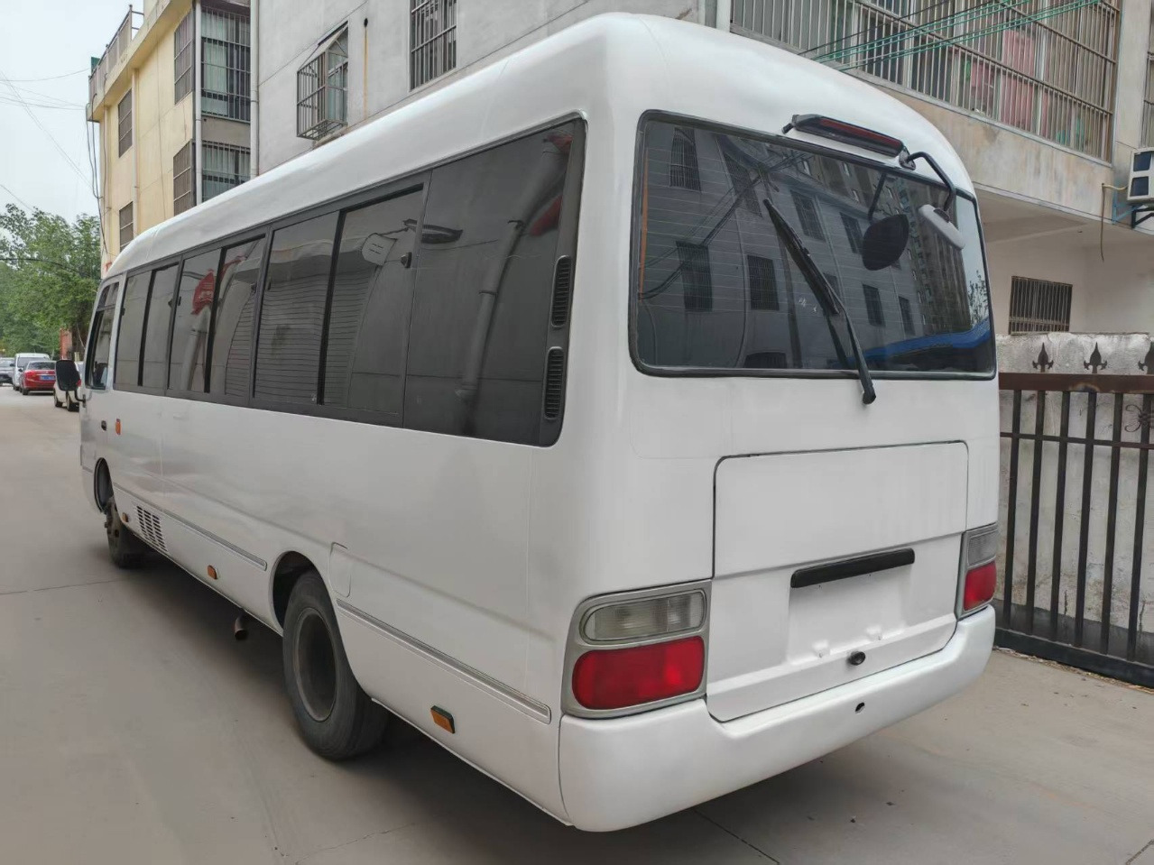 TOYOTA Mini Bus 27 Seats Low Km Click for Discount - Reisebus: das Bild 5 TOYOTA Mini Bus 27 Seats Low Km Click for Discount - Reisebus: das Bild 5