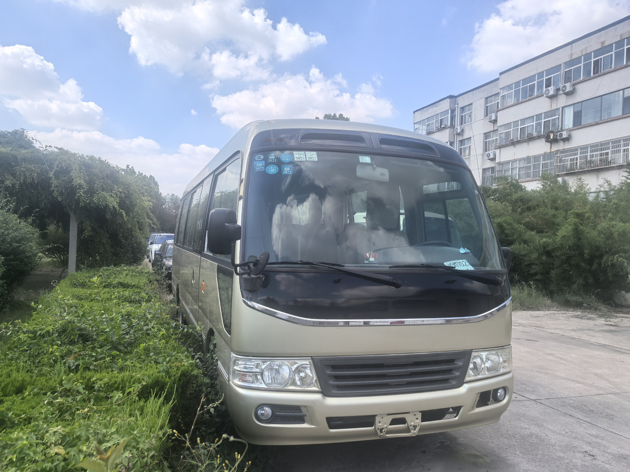 TOYOTA Mini Bus Click here for Discount - Reisebus: das Bild 2 TOYOTA Mini Bus Click here for Discount - Reisebus: das Bild 2