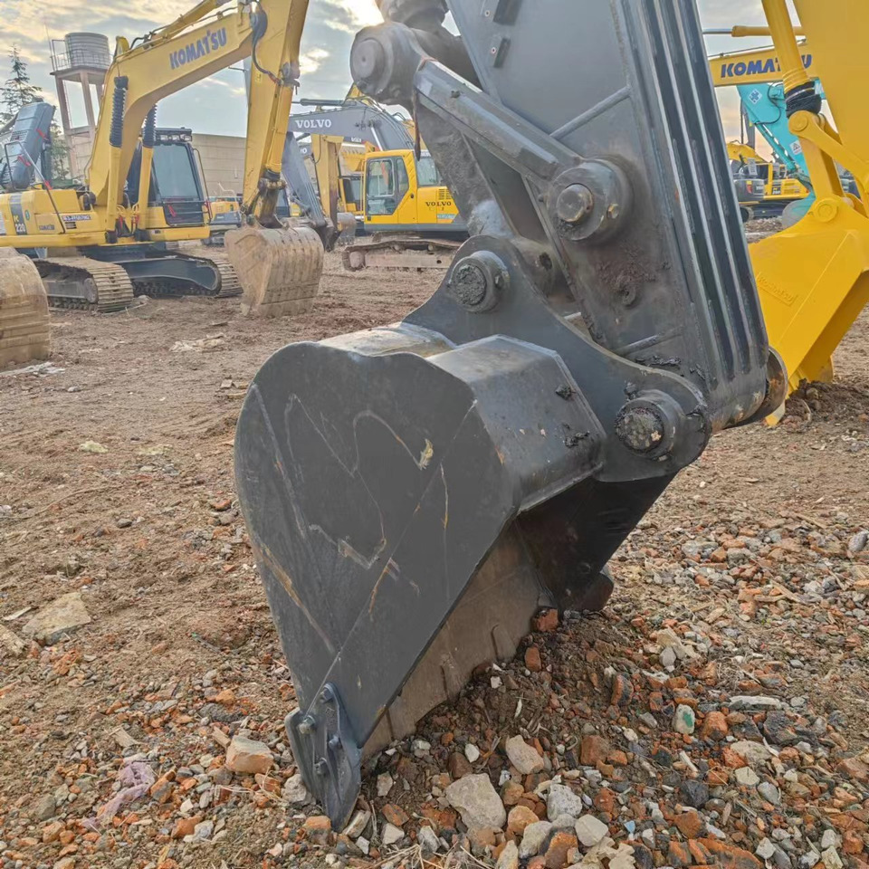 VOLVO Excavator EC240 Click for Discount - Kettenbagger: das Bild 3 VOLVO Excavator EC240 Click for Discount - Kettenbagger: das Bild 3