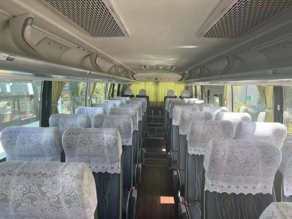 YUTONG 39 Seaters Coach Good condition Low mileage - Reisebus: das Bild 4 YUTONG 39 Seaters Coach Good condition Low mileage - Reisebus: das Bild 4