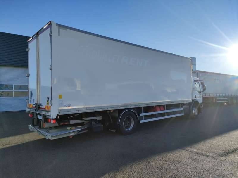 Camion Porteur 19 TONNES 280 CV HAYON 2 PORTES AR - Koffer LKW: das Bild 4 Camion Porteur 19 TONNES 280 CV HAYON 2 PORTES AR - Koffer LKW: das Bild 4