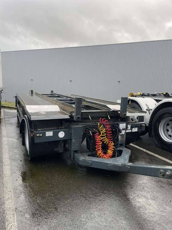 Remorque 2 Essieux 19 TONNES - PORTE CAISSON - Abrollanhänger/ Absetzanhänger: das Bild 1 Remorque 2 Essieux 19 TONNES - PORTE CAISSON - Abrollanhänger/ Absetzanhänger: das Bild 1