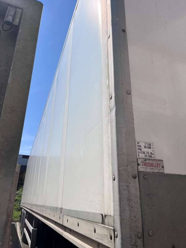 Semi-remorque 3 Essieux 38 TONNES 2 PORTES AR DOUBLE PLANCHER STEELBOX - Koffer Auflieger: das Bild 2 Semi-remorque 3 Essieux 38 TONNES 2 PORTES AR DOUBLE PLANCHER STEELBOX - Koffer Auflieger: das Bild 2