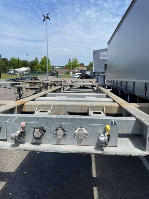 Semi-remorque 3 Essieux 38 TONNES CHARIOT COULISSANT - Container/ Wechselfahrgestell Auflieger: das Bild 2 Semi-remorque 3 Essieux 38 TONNES CHARIOT COULISSANT - Container/ Wechselfahrgestell Auflieger: das Bild 2