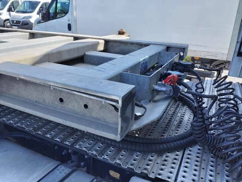 Semi-remorque 3 Essieux 38 TONNES CHARIOT COULISSANT - Container/ Wechselfahrgestell Auflieger: das Bild 3 Semi-remorque 3 Essieux 38 TONNES CHARIOT COULISSANT - Container/ Wechselfahrgestell Auflieger: das Bild 3