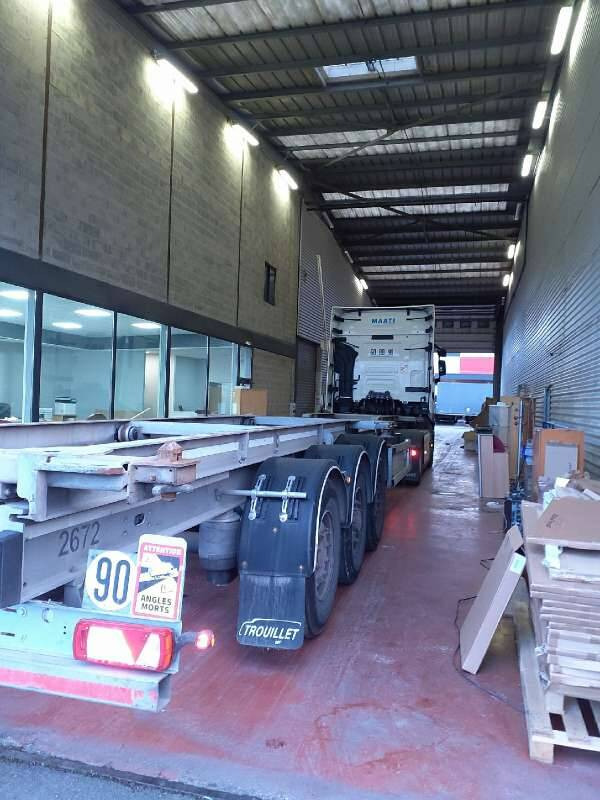 Semi-remorque 3 Essieux 38 TONNES CHARIOT COULISSANT - Container/ Wechselfahrgestell Auflieger: das Bild 4 Semi-remorque 3 Essieux 38 TONNES CHARIOT COULISSANT - Container/ Wechselfahrgestell Auflieger: das Bild 4