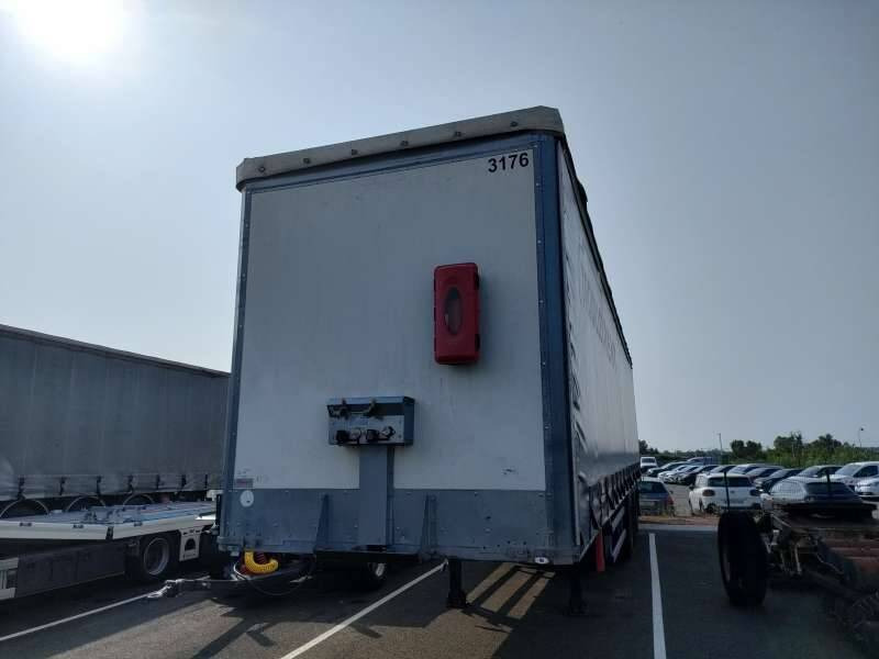 Semi-remorque 3 Essieux 38 TONNES HAYON 2 PORTES AR COFFRE A PALETTES - Planenauflieger: das Bild 4 Semi-remorque 3 Essieux 38 TONNES HAYON 2 PORTES AR COFFRE A PALETTES - Planenauflieger: das Bild 4