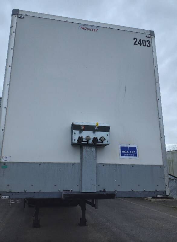 Semi-remorque 3 Essieux SEMI RECONDITONNEE -38 TONNES PORTE RELEVANTE - Koffer Auflieger: das Bild 4 Semi-remorque 3 Essieux SEMI RECONDITONNEE -38 TONNES PORTE RELEVANTE - Koffer Auflieger: das Bild 4