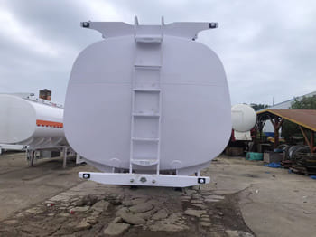 TITAN Diesel Fuel Tanker Trailer for Sale in Malawi - Auflieger: das Bild 2 TITAN Diesel Fuel Tanker Trailer for Sale in Malawi - Auflieger: das Bild 2