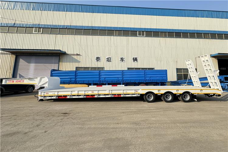 TITAN 3 Axle 80 Ton Lowbed Semi Trailer for Sale In Philippines - Tieflader Auflieger: das Bild 3 TITAN 3 Axle 80 Ton Lowbed Semi Trailer for Sale In Philippines - Tieflader Auflieger: das Bild 3