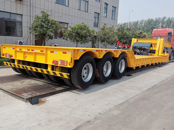 TITAN 3 line 6 axle Rgn Trailer for Sale in Saudi Arabia - Tieflader Auflieger: das Bild 1 TITAN 3 line 6 axle Rgn Trailer for Sale in Saudi Arabia - Tieflader Auflieger: das Bild 1
