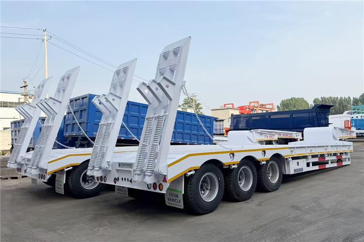 TITAN 60 Ton Low Bed Trailer for Sale In Tananiza - Tieflader Auflieger: das Bild 2 TITAN 60 Ton Low Bed Trailer for Sale In Tananiza - Tieflader Auflieger: das Bild 2