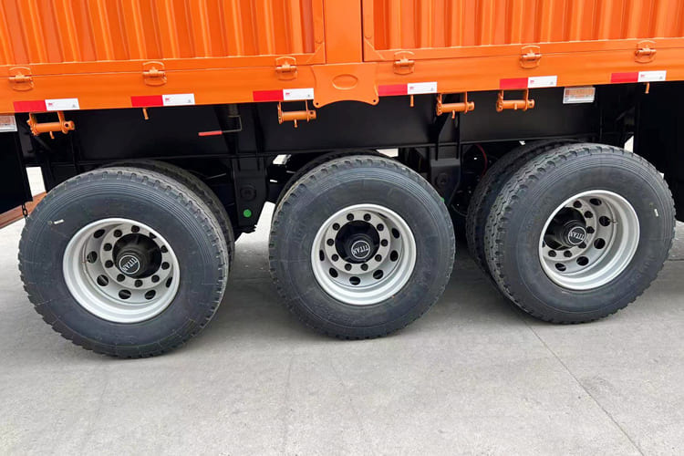 TITAN Fence Trailer for Sale in Saudi Arabia - Tiertransporter Auflieger: das Bild 5 TITAN Fence Trailer for Sale in Saudi Arabia - Tiertransporter Auflieger: das Bild 5